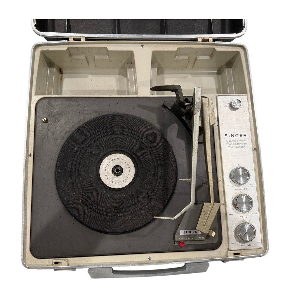 Vintage Singer Portable Stereo Transistorized Record Player Phonograph w Case
